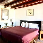 Cottonwood Court Motel