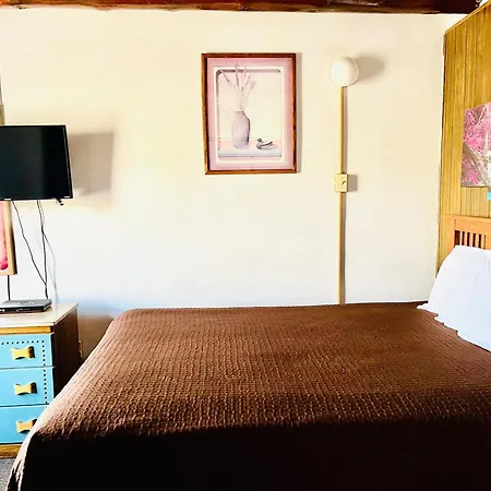 Motel Cottonwood Court