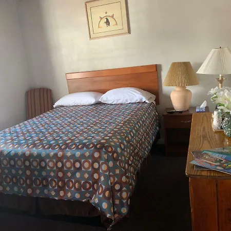 Cottonwood Court Santa Fe