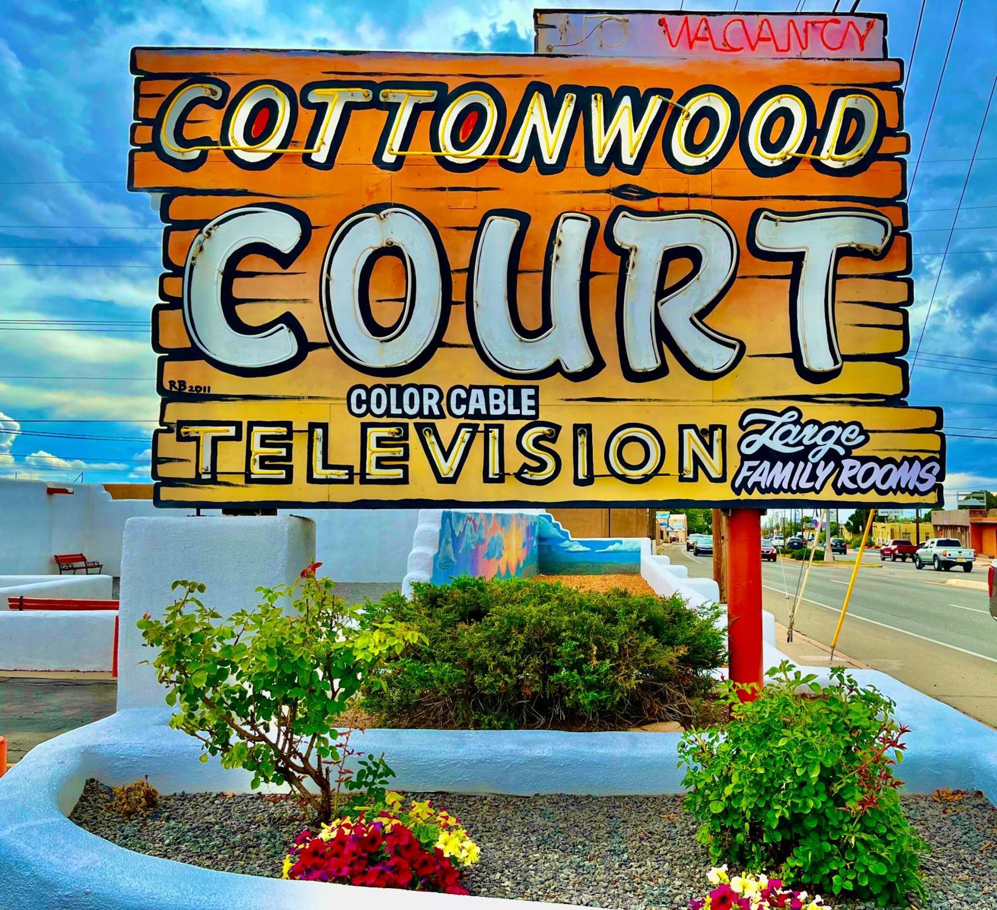 Cottonwood Court 2*