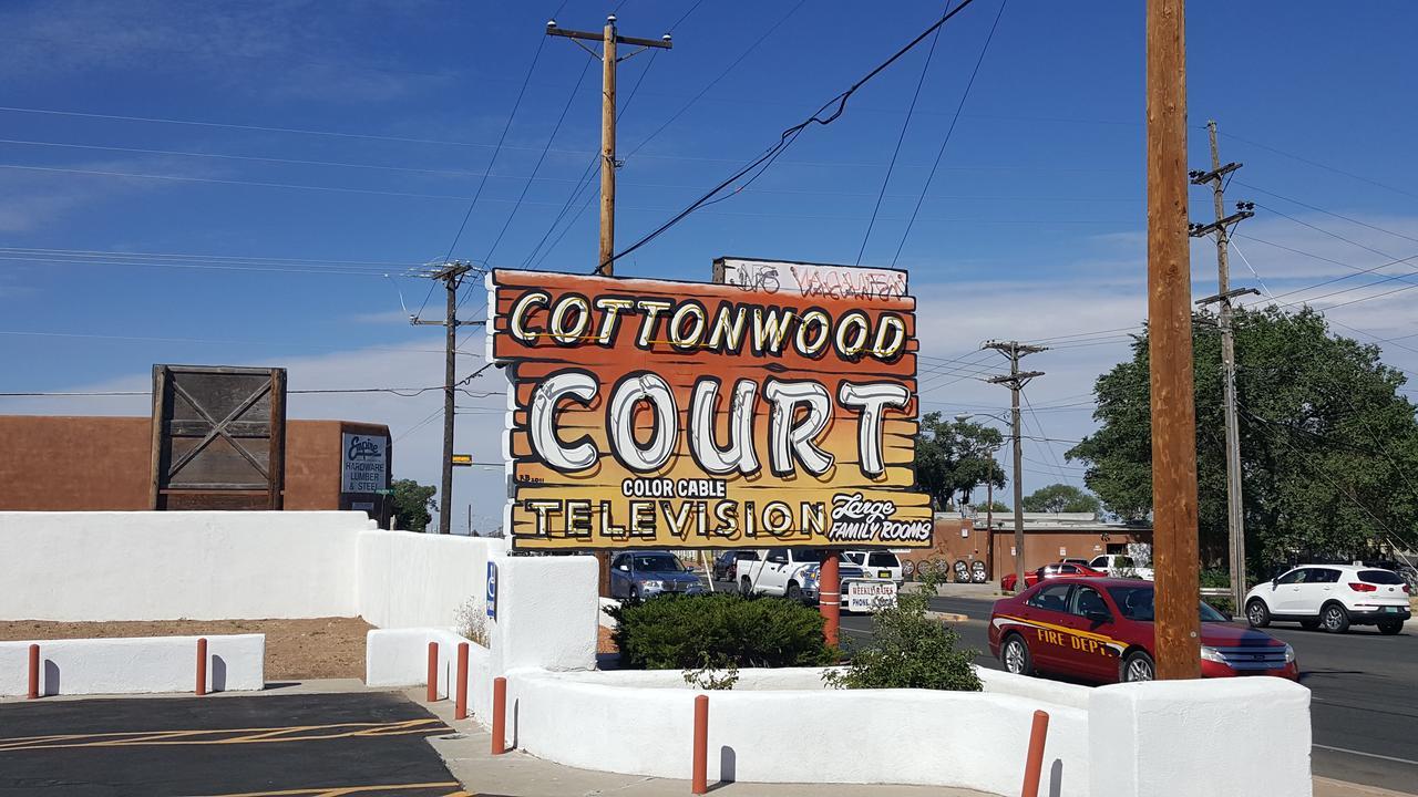 Cottonwood Court Santa Fe