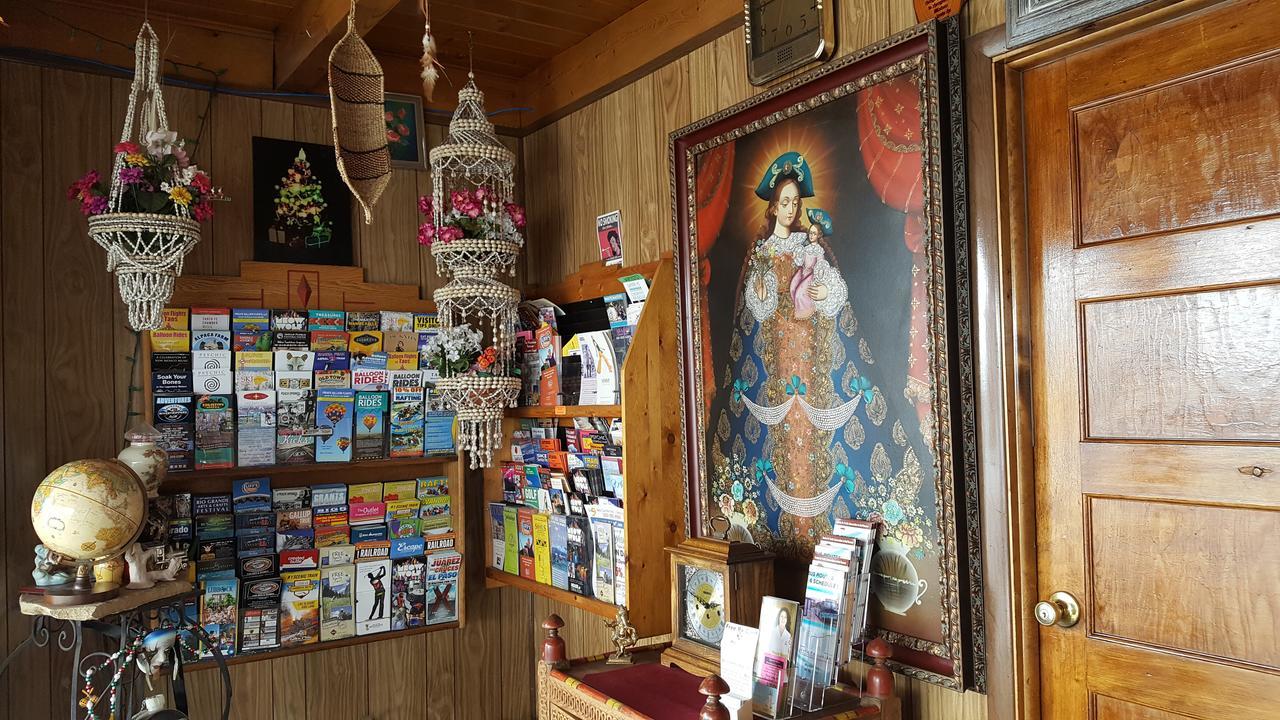 Motel Cottonwood Court