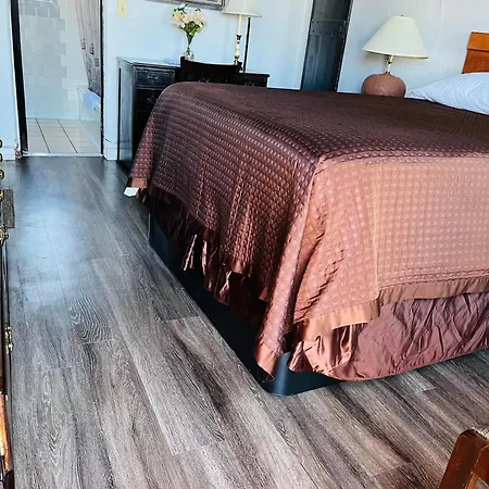Motel Cottonwood Court 2*