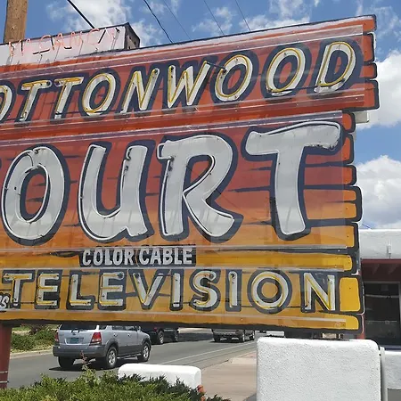 Cottonwood Court Motel Santa Fe