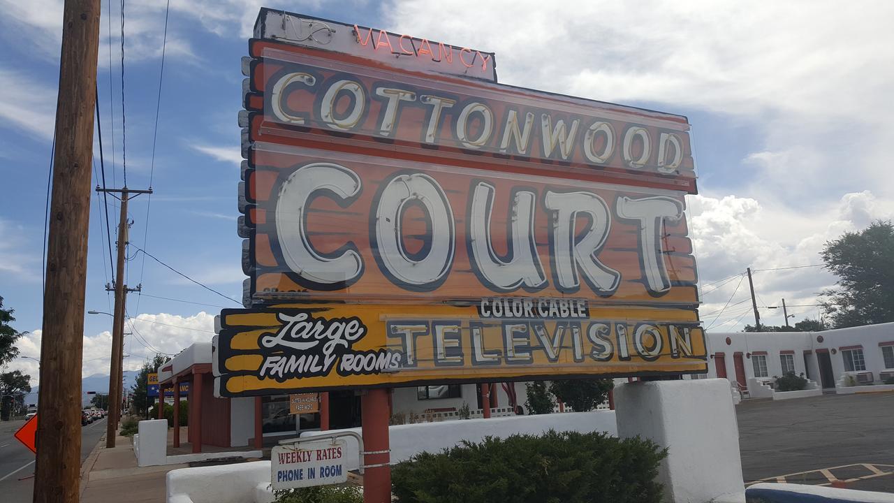 Cottonwood Court 2*